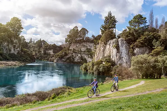 Huka Falls Trail - Taupo