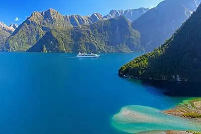 13. North and South Islands Delights - 26 Days thumbnail