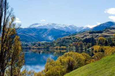 14. North and South Islands Delights - 26 Days thumbnail